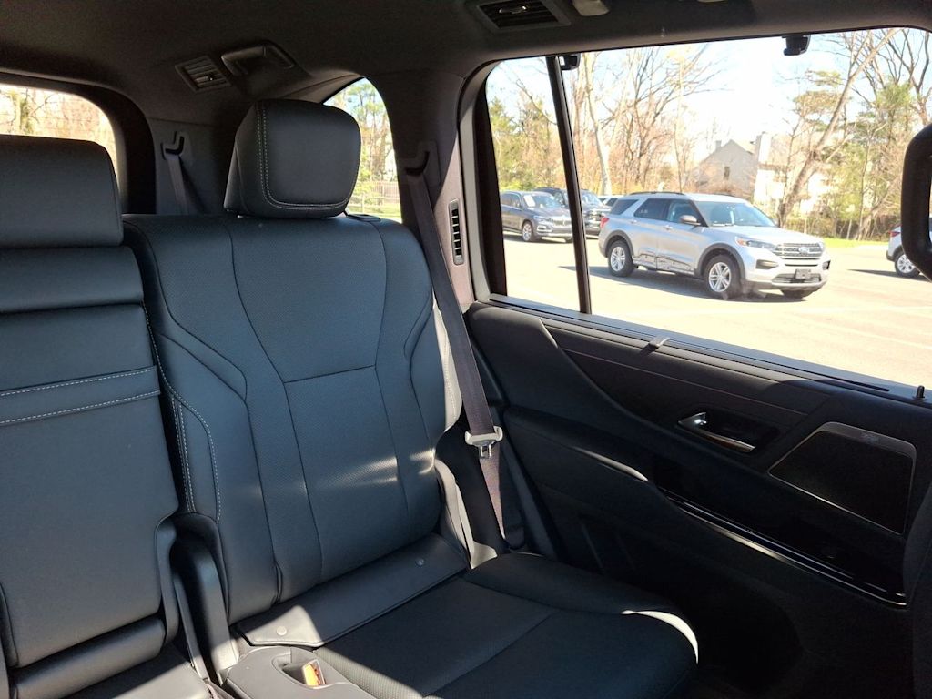 Thumbnail: 2025 Lexus ES - 9