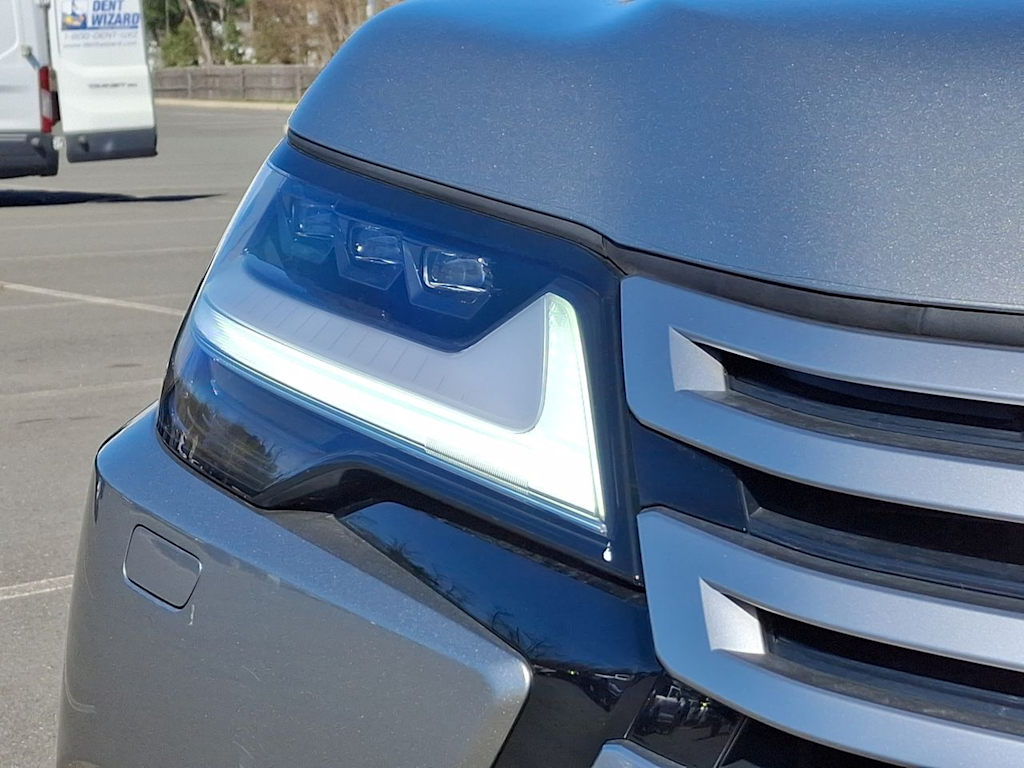 Thumbnail: 2025 Lexus ES - 30