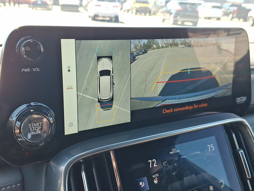 Thumbnail: 2025 Lexus ES - 25