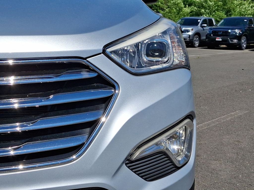 Thumbnail: 2016 Hyundai Santa Fe - 30