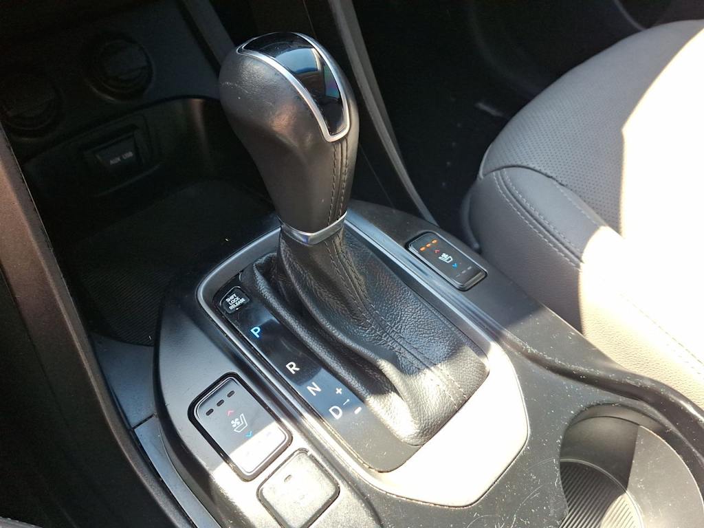 Thumbnail: 2016 Hyundai Santa Fe - 14