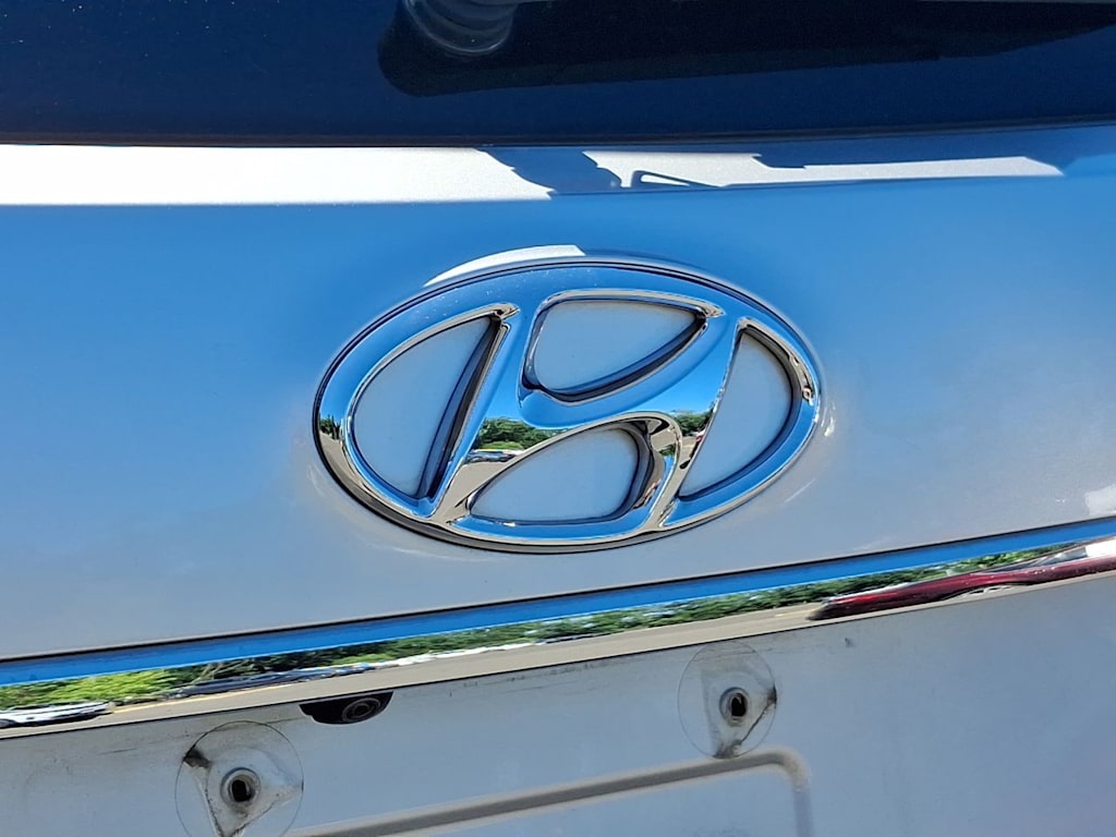Thumbnail: 2016 Hyundai Santa Fe - 5
