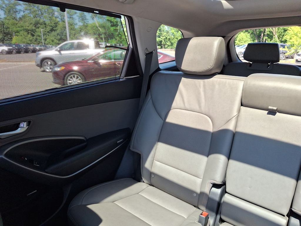 Thumbnail: 2016 Hyundai Santa Fe - 10