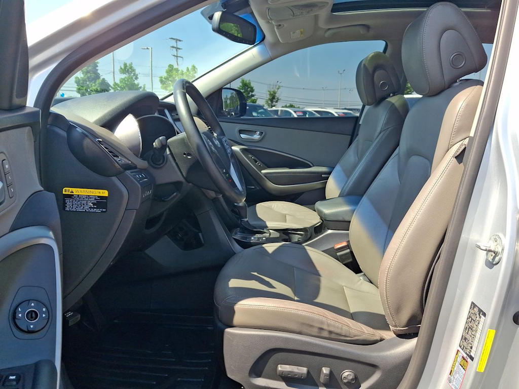 Thumbnail: 2016 Hyundai Santa Fe - 9