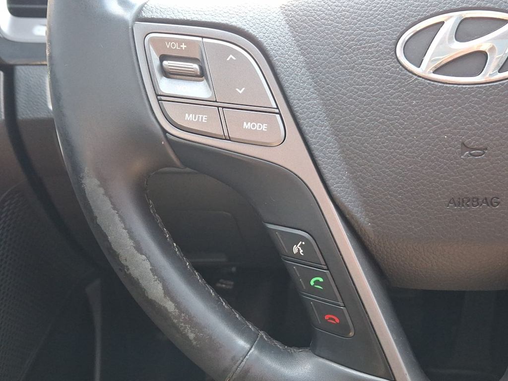 Thumbnail: 2016 Hyundai Santa Fe - 25