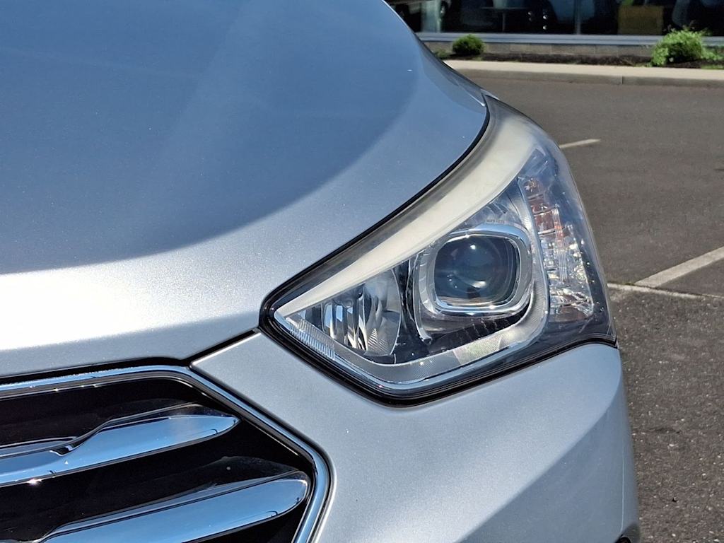 Thumbnail: 2016 Hyundai Santa Fe - 30