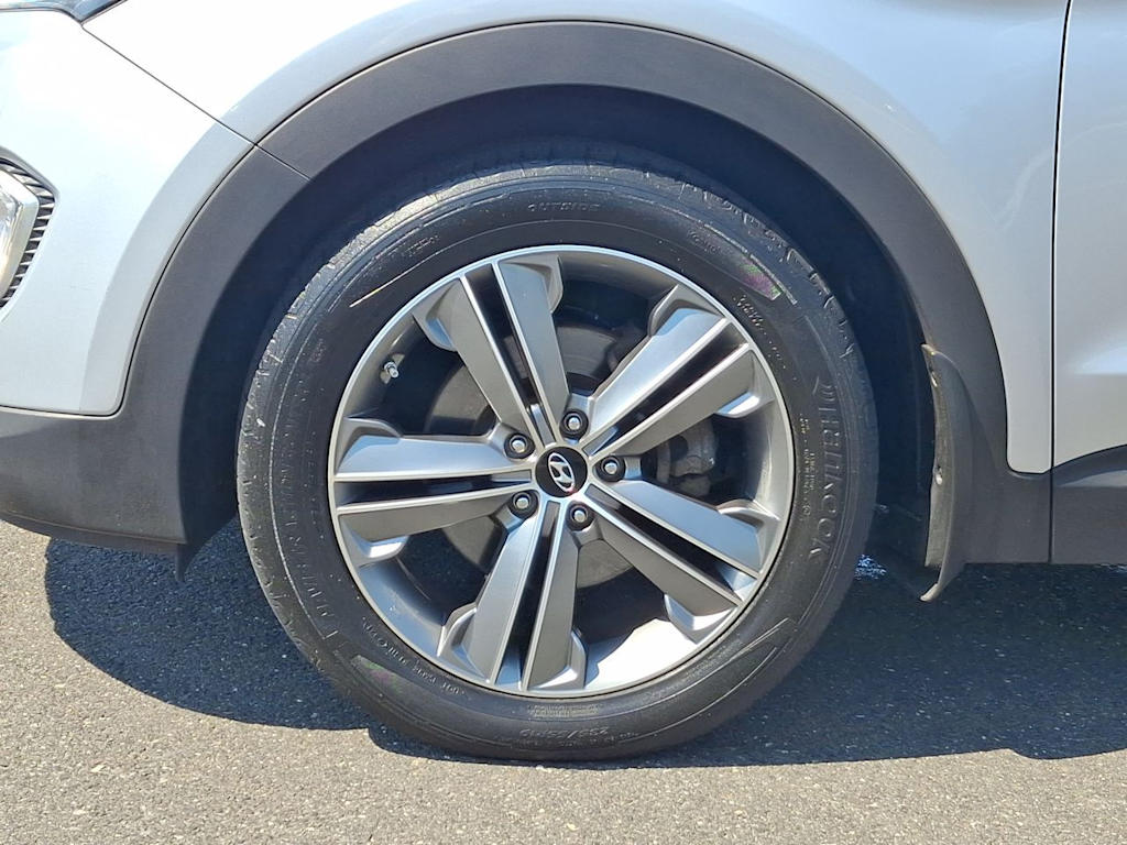 Thumbnail: 2016 Hyundai Santa Fe - 6