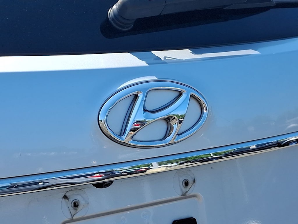 Thumbnail: 2016 Hyundai Santa Fe - 5