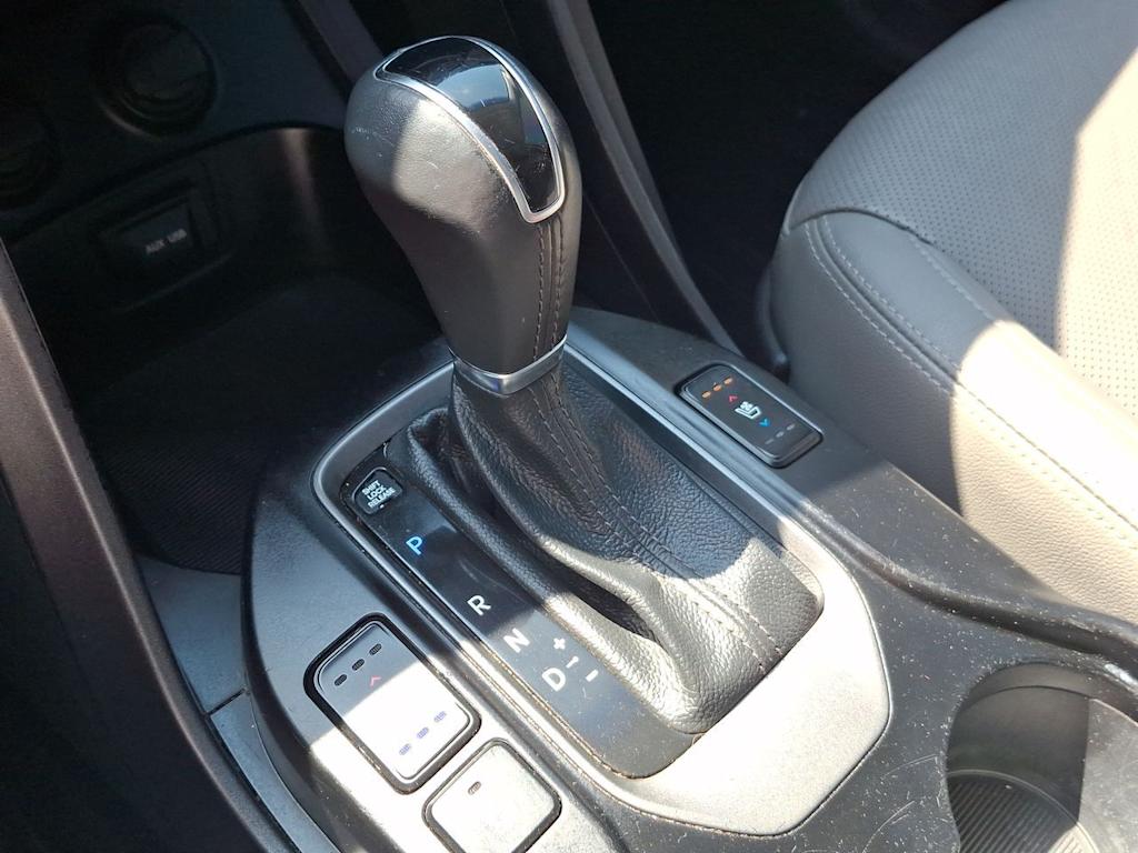 Thumbnail: 2016 Hyundai Santa Fe - 14