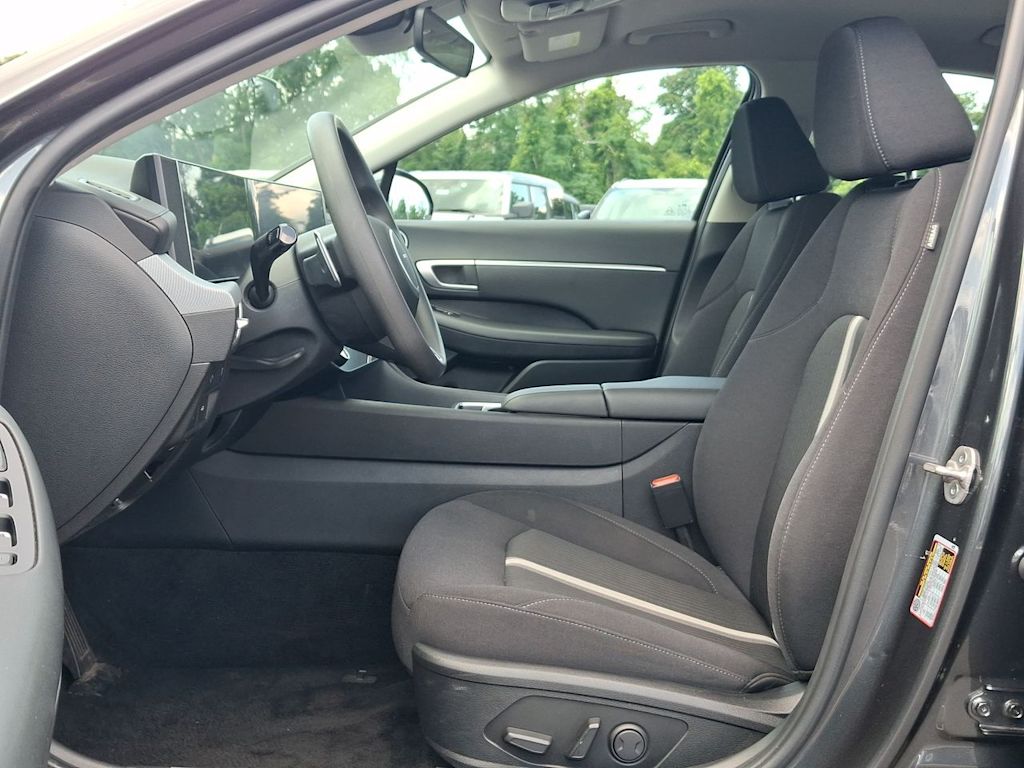 Thumbnail: 2024 Hyundai Sonata - 9