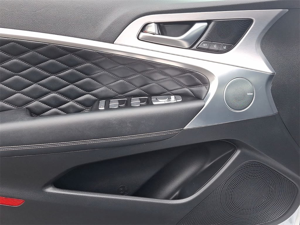 Thumbnail: 2019 Genesis G70 - 24