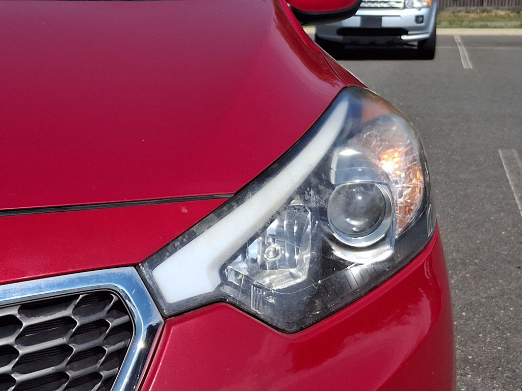 Thumbnail: 2016 Kia Forte - 30