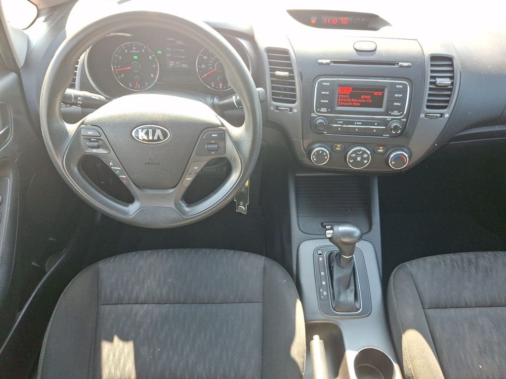 Thumbnail: 2016 Kia Forte - 11