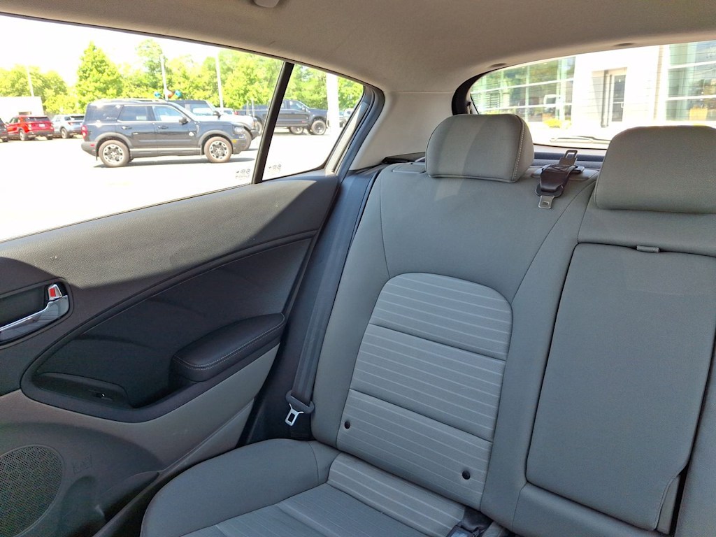 Thumbnail: 2015 Kia Forte - 10