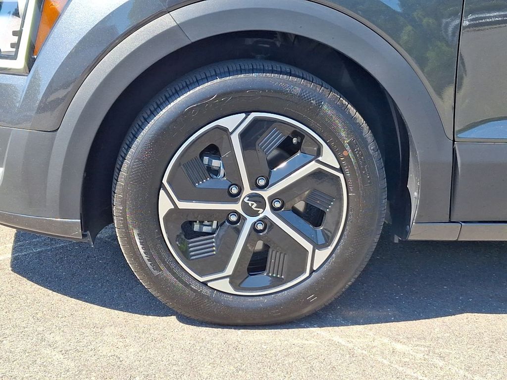 Thumbnail: 2026 Kia Niro - 6