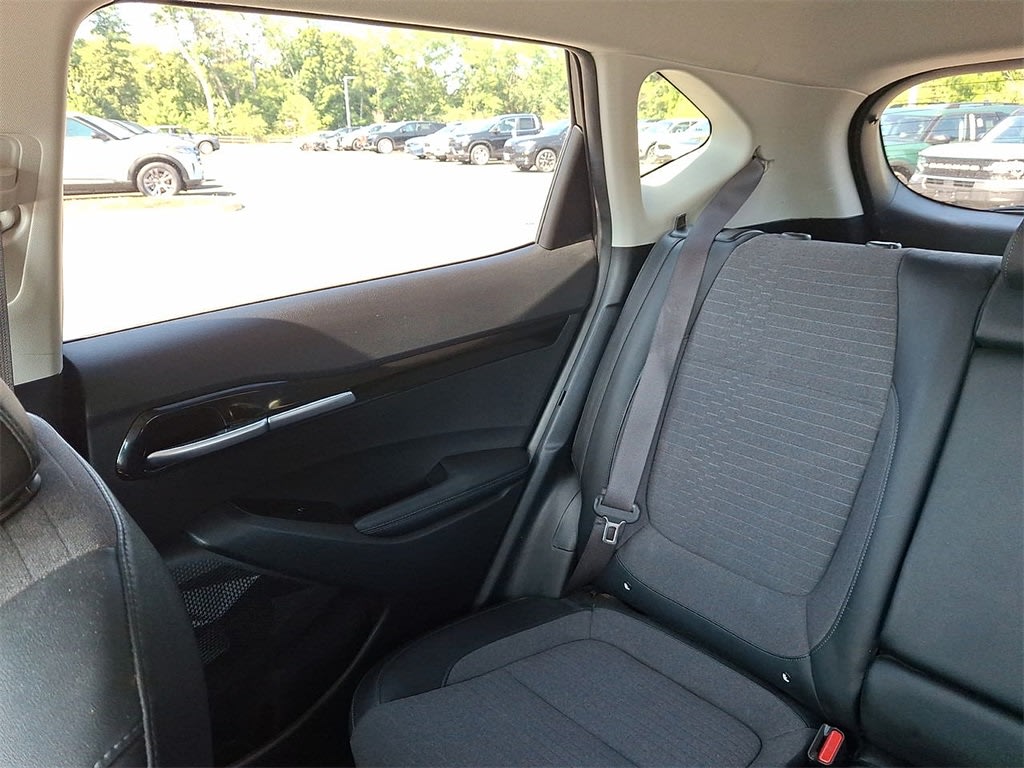 Thumbnail: 2022 Kia Seltos - 10