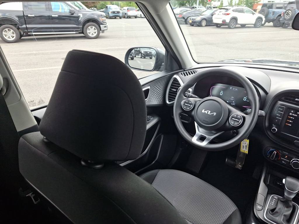 Thumbnail: 2024 Kia Soul - 11