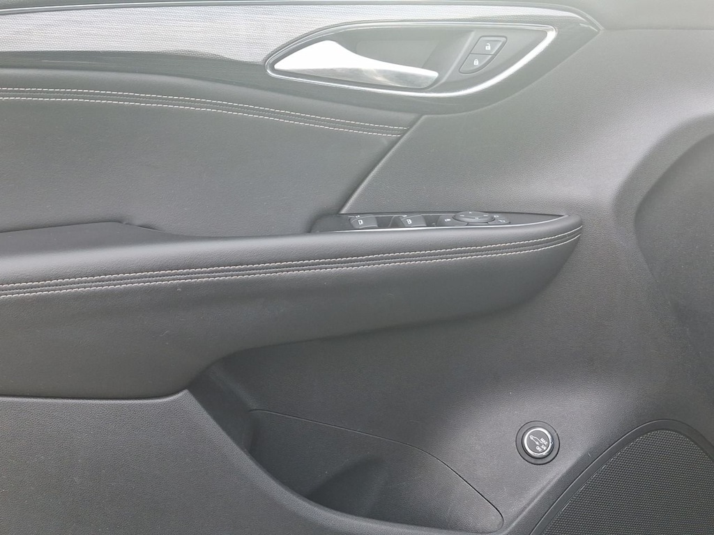 Thumbnail: 2023 Buick Envision - 22