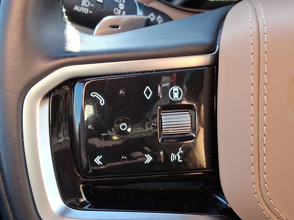 Thumbnail: 2025 Land Rover Range Rover Sport - 25