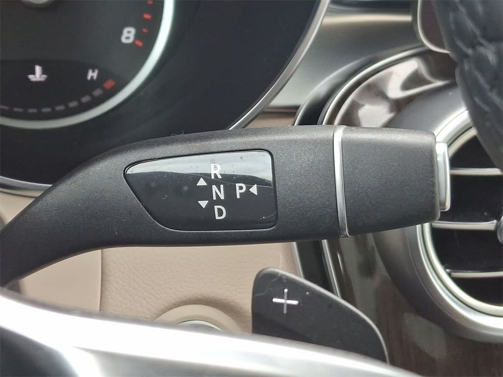 Thumbnail: 2022 Mercedes-Benz GLC - 14