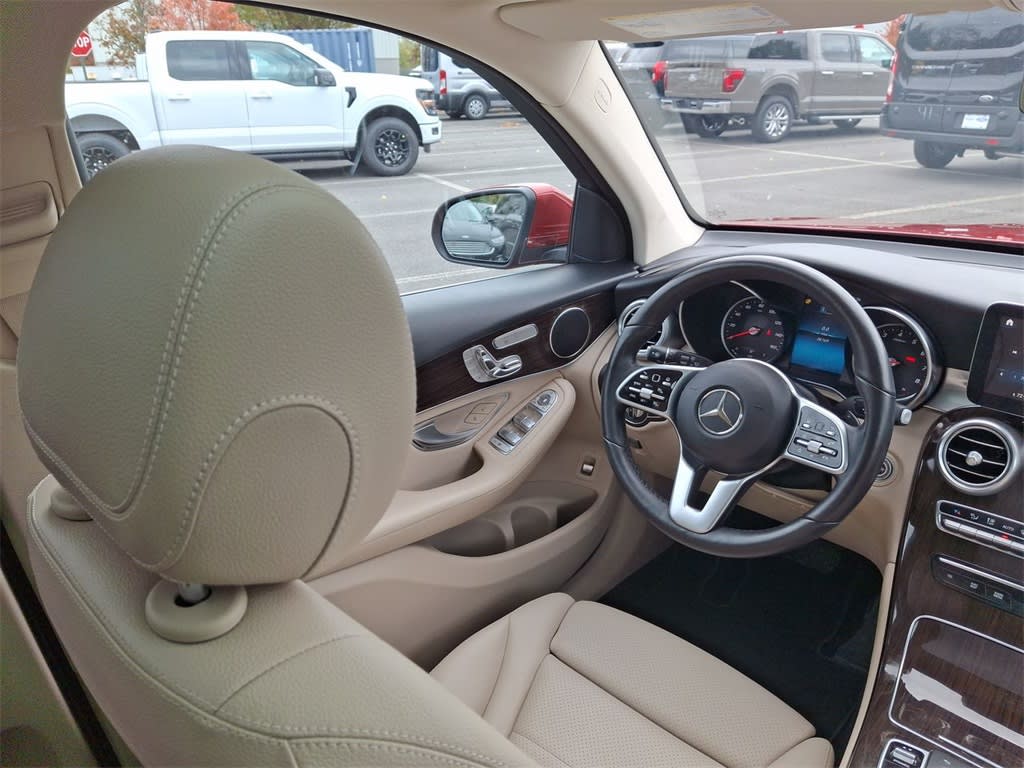 Thumbnail: 2022 Mercedes-Benz GLC - 11