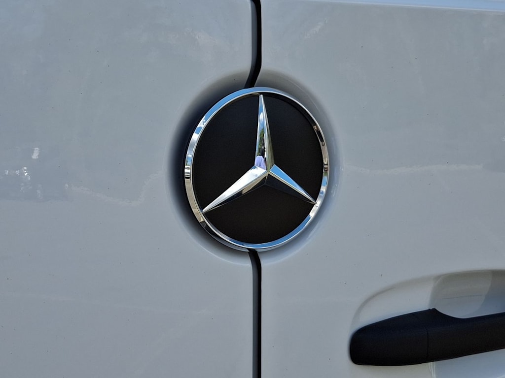 Thumbnail: 2025 Mercedes-Benz Sprinter - 28