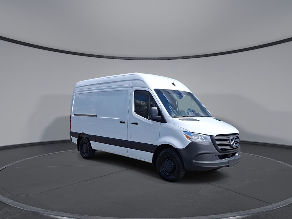Thumbnail: 2025 Mercedes-Benz Sprinter - 5