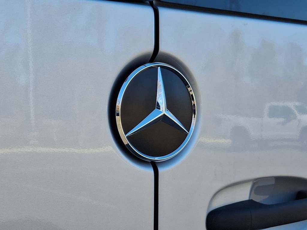 Thumbnail: 2024 Mercedes-Benz Sprinter - 29