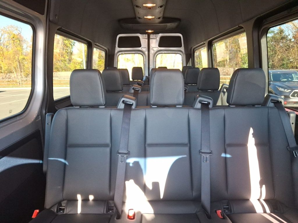 Thumbnail: 2024 Mercedes-Benz Sprinter - 20