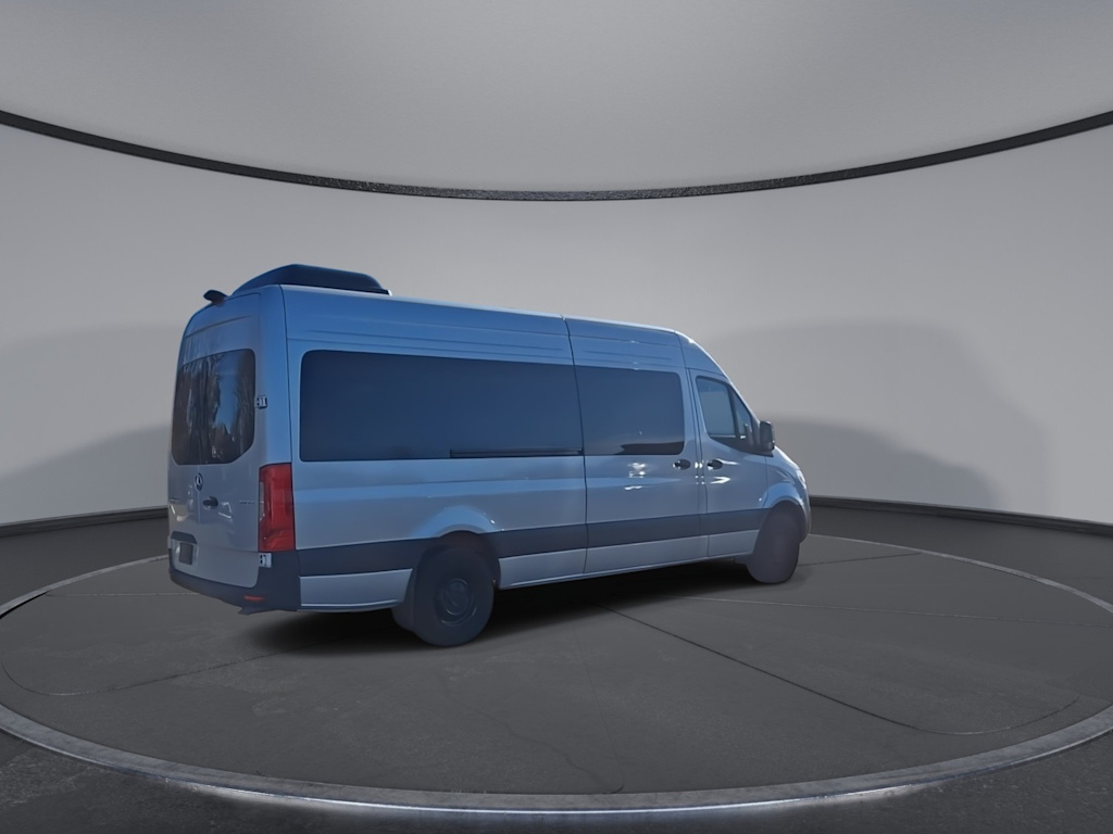 Thumbnail: 2024 Mercedes-Benz Sprinter - 18