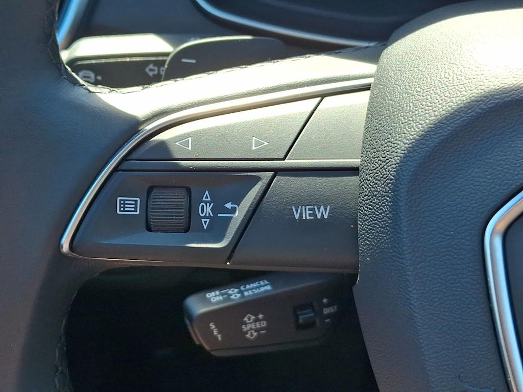 Thumbnail: 2023 Audi Q5 - 26