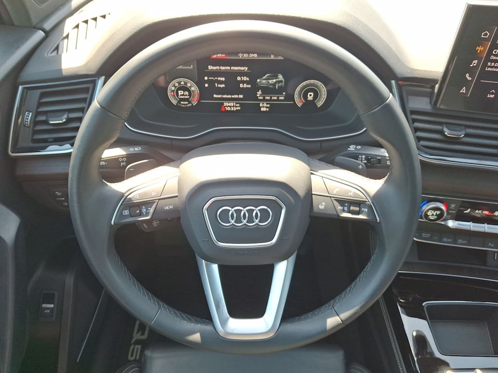 Thumbnail: 2023 Audi Q5 - 11