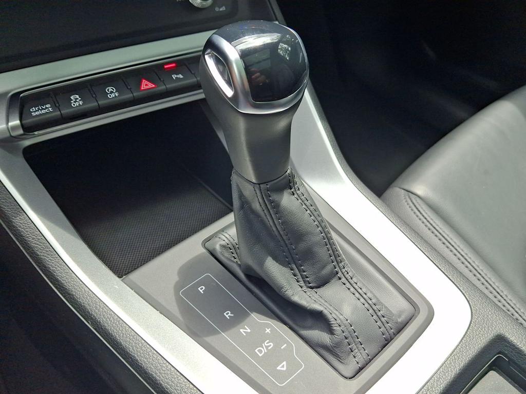 Thumbnail: 2025 Audi Q3 - 14