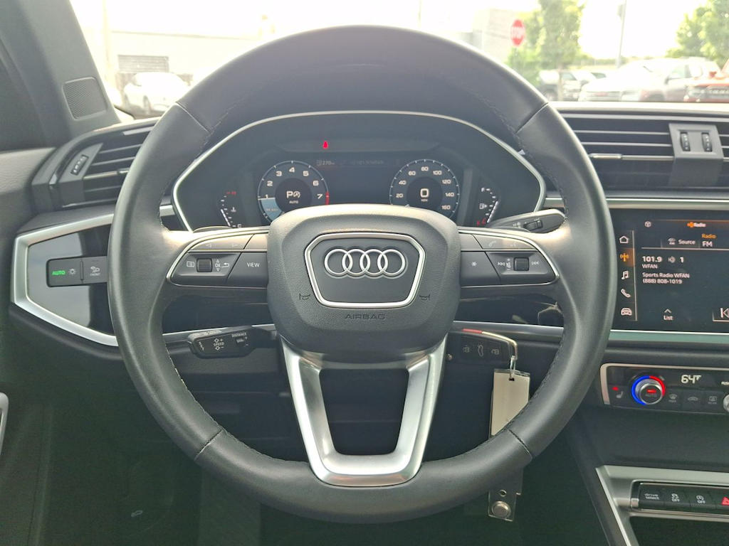 Thumbnail: 2025 Audi Q3 - 12