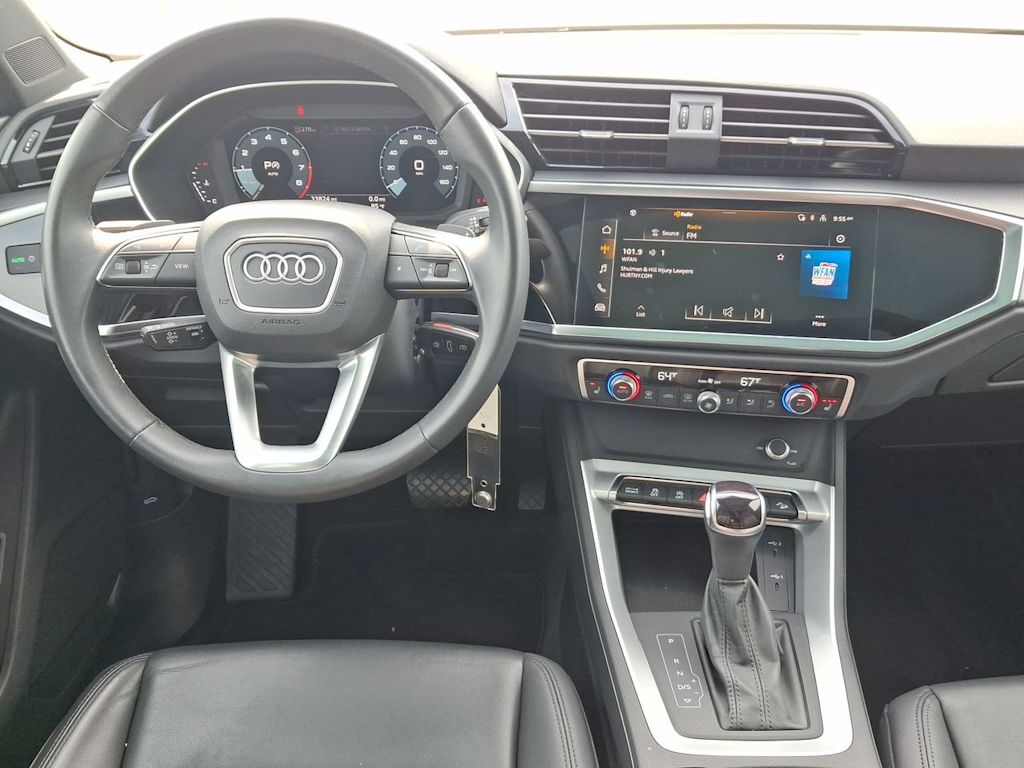 Thumbnail: 2025 Audi Q3 - 29