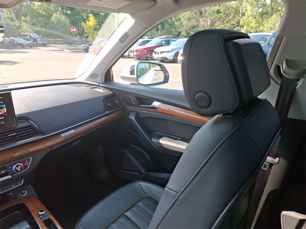 Thumbnail: 2023 Audi Q5 - 21