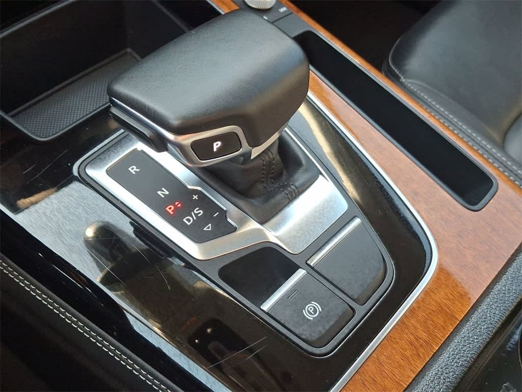 Thumbnail: 2023 Audi Q5 - 13