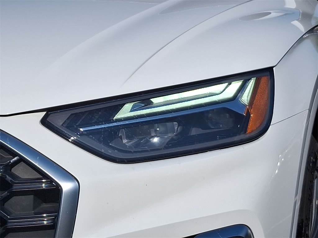 Thumbnail: 2023 Audi Q5 - 30