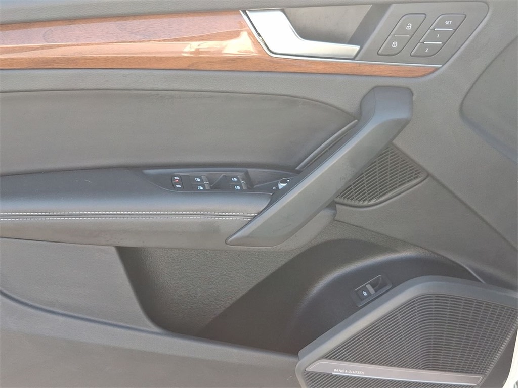 Thumbnail: 2023 Audi Q5 - 24