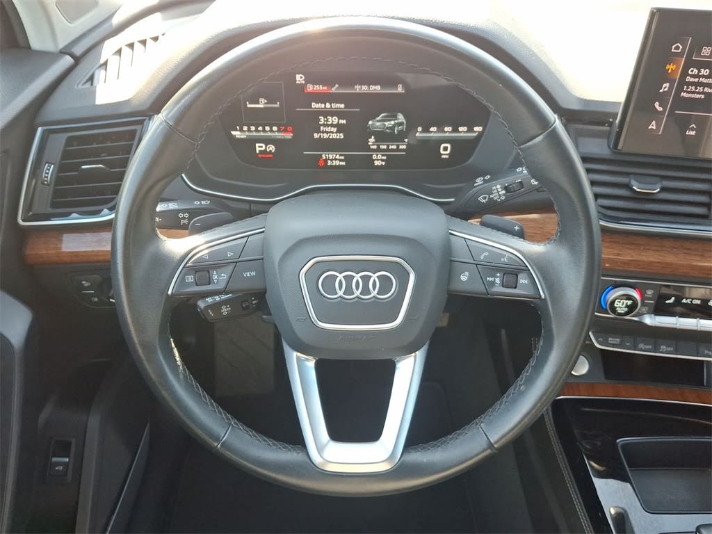 Thumbnail: 2023 Audi Q5 - 10