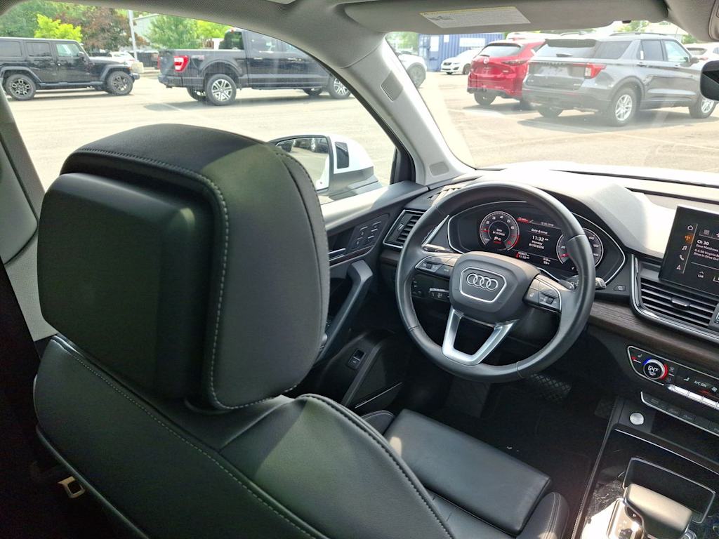 Thumbnail: 2024 Audi Q5 - 7