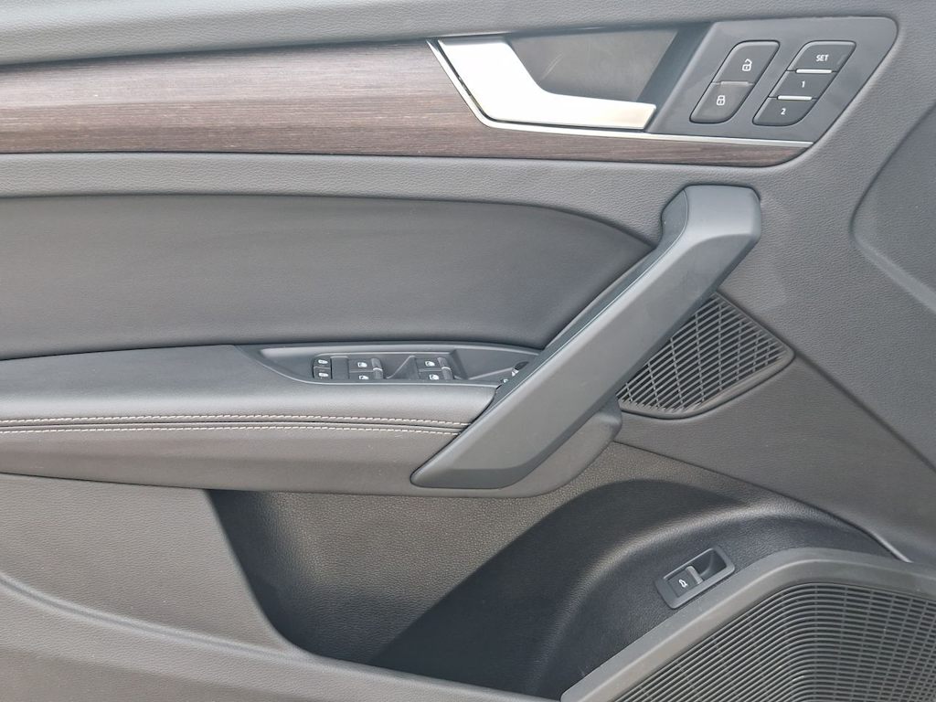 Thumbnail: 2024 Audi Q5 - 23