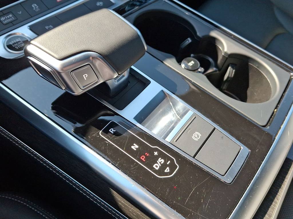 Thumbnail: 2025 Audi Q7 - 6