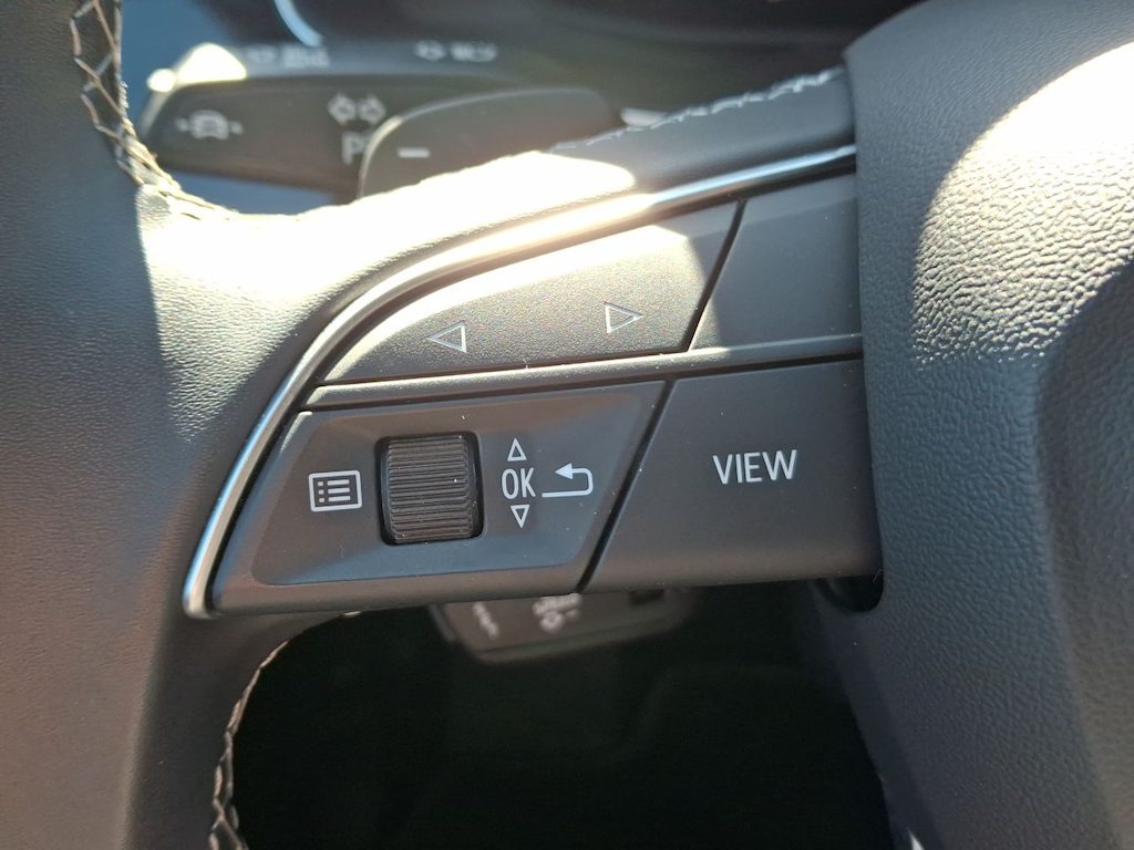 Thumbnail: 2025 Audi Q7 - 24