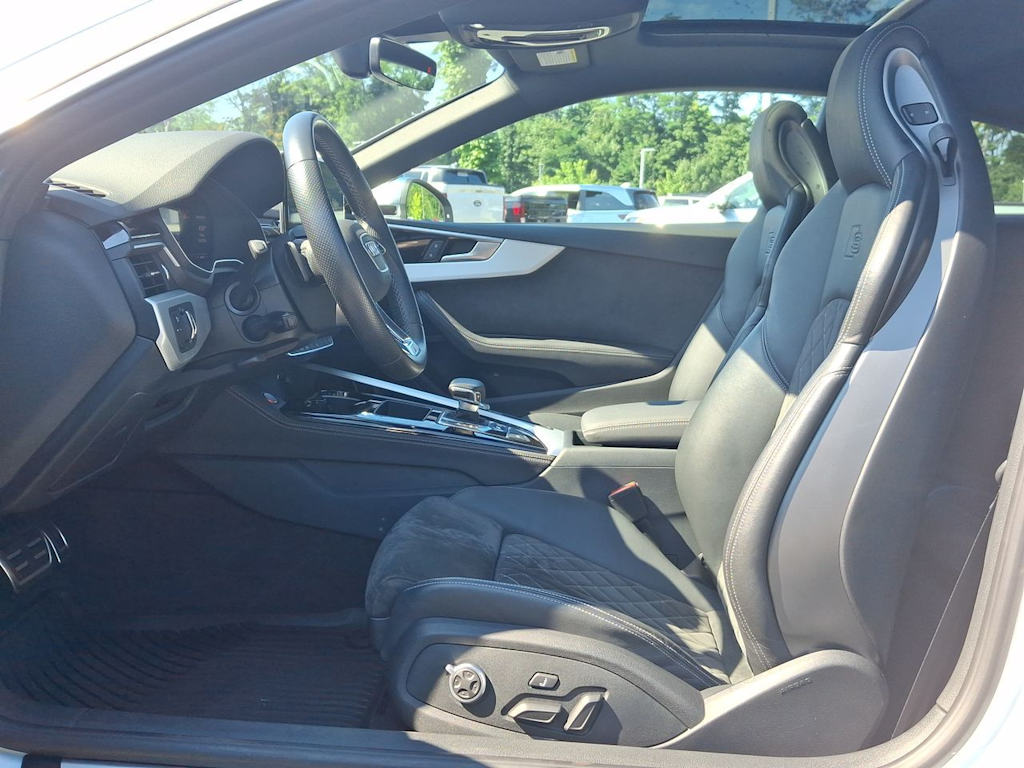 Thumbnail: 2021 Audi S5 - 9