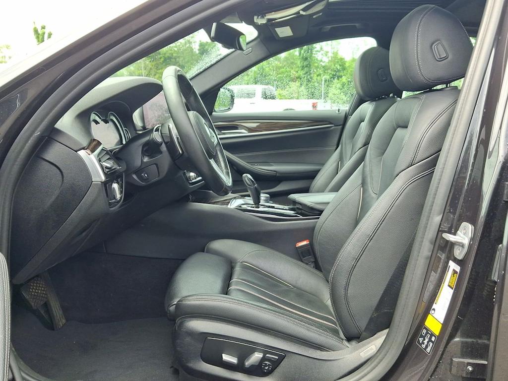 Thumbnail: 2019 BMW 5 Series - 9