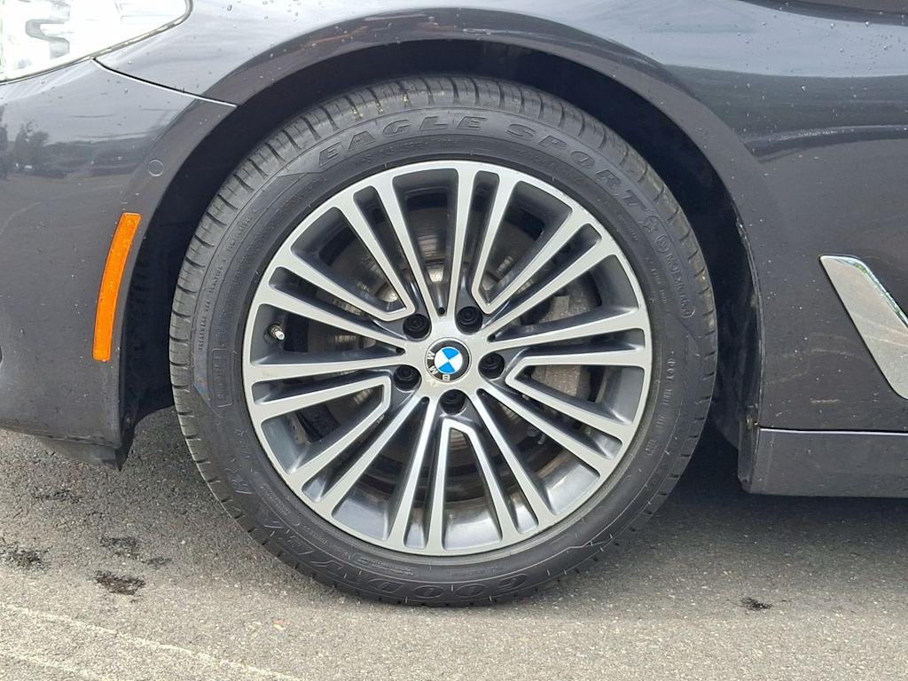 Thumbnail: 2019 BMW 5 Series - 6