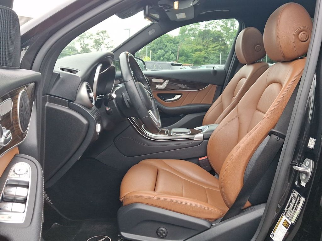 Thumbnail: 2020 Mercedes-Benz GLC - 22