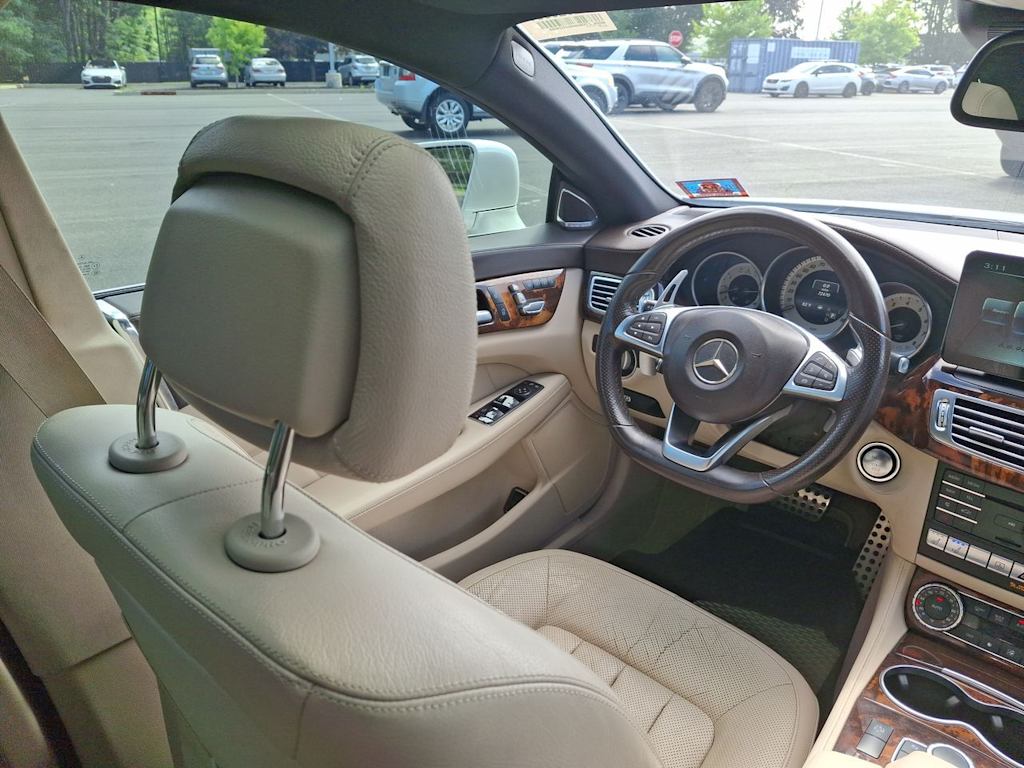 Thumbnail: 2017 Mercedes-Benz CLS - 7