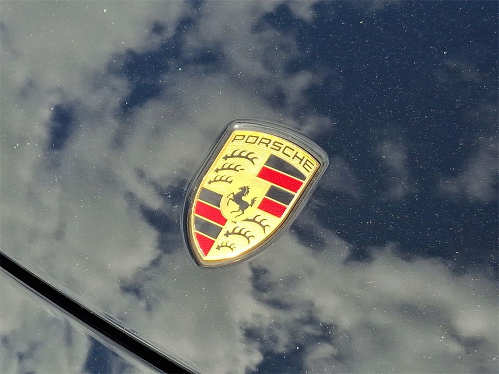 Thumbnail: 2020 Porsche Panamera - 29